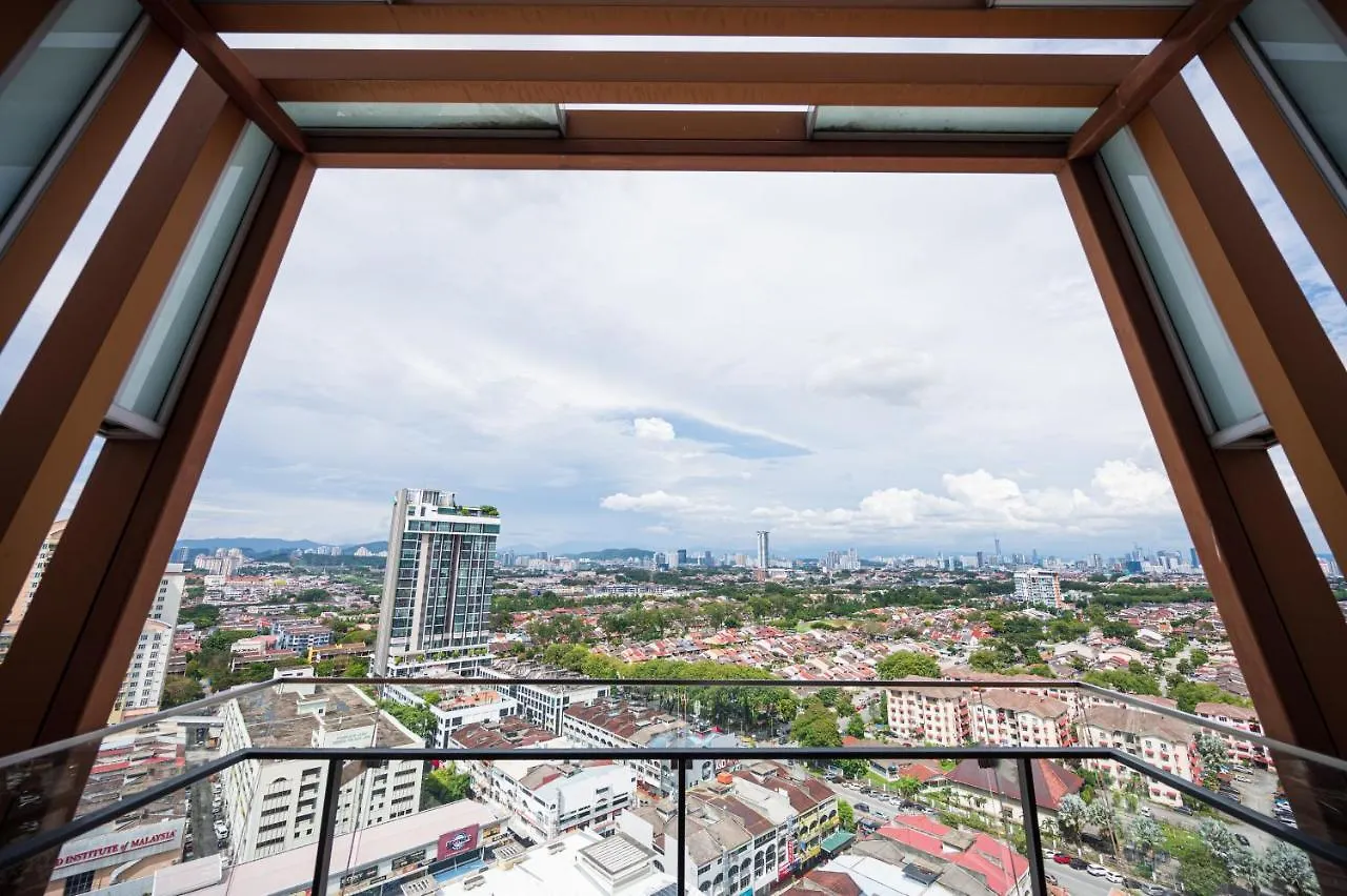 Highpark Suites By Airhost Petaling Jaya