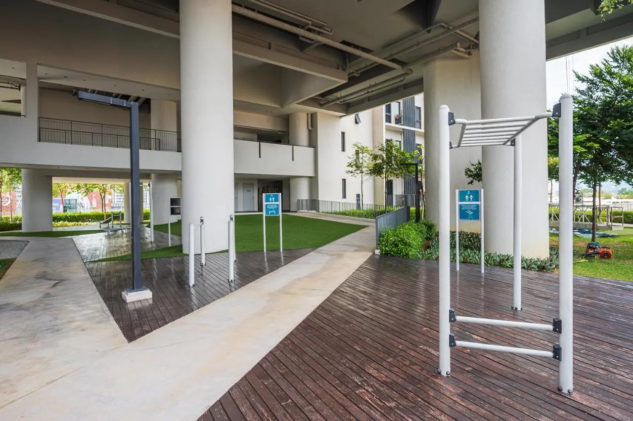 Highpark Suites By Airhost Petaling Jaya 0*,